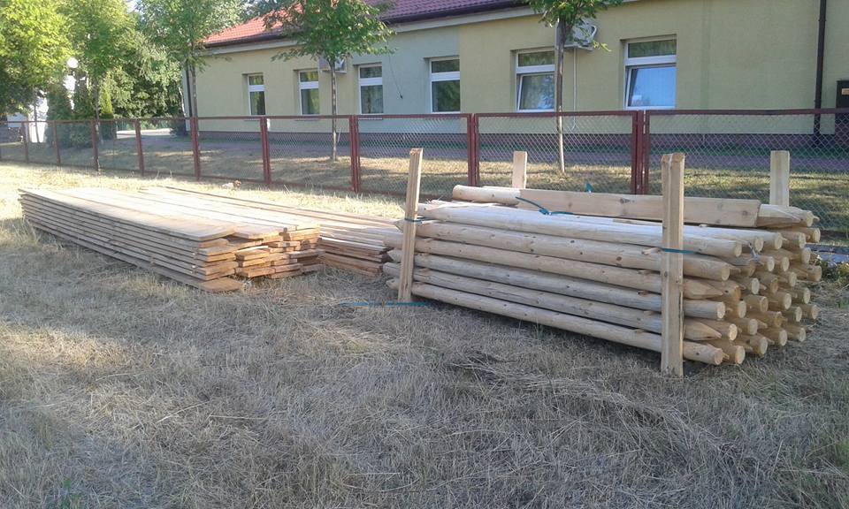 26_08_2015 2 dzien budowy Domu Kultury na Zielonym Ursynowie - zaplecze budowy